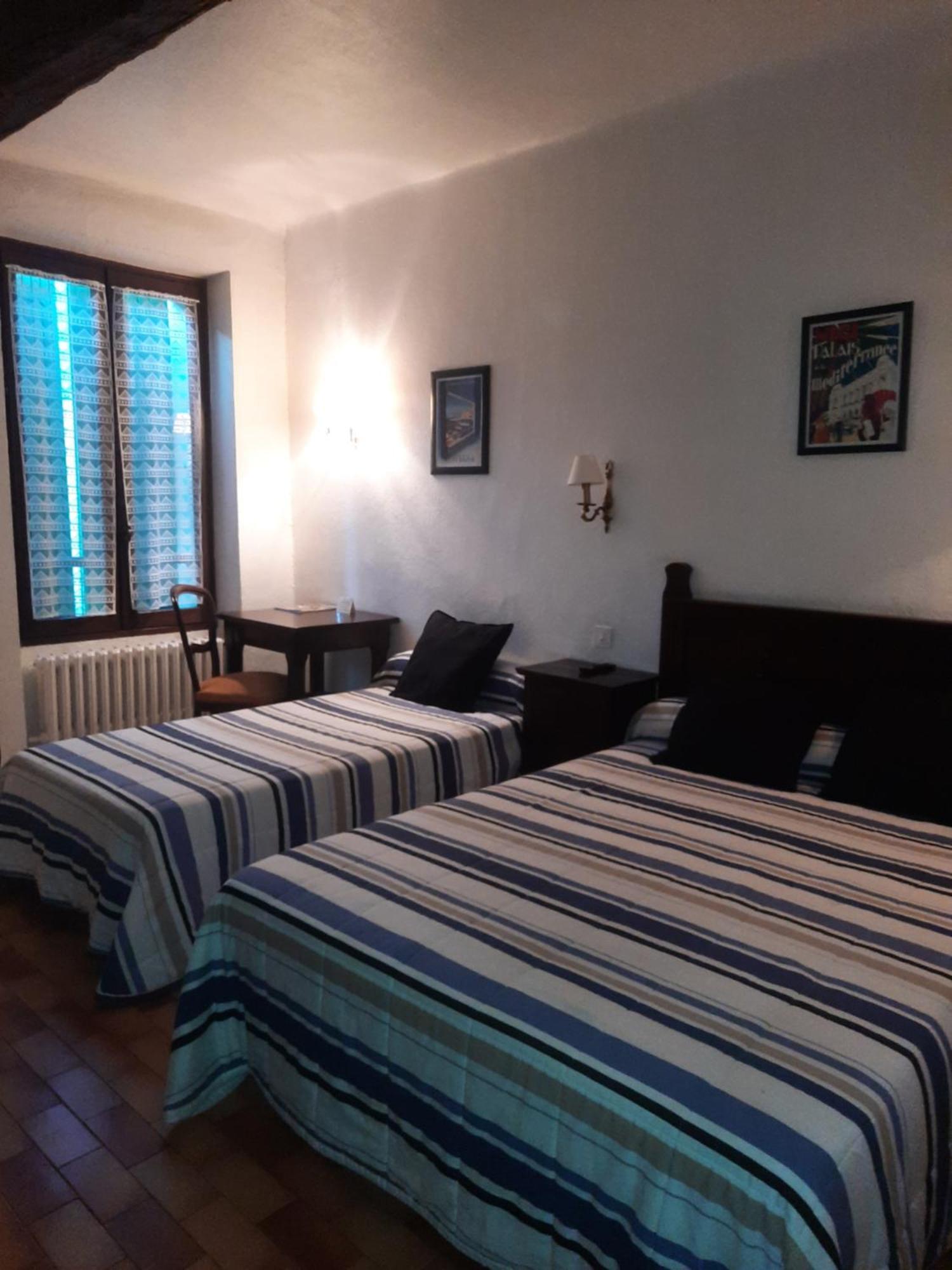 Hotel Central Дин Ле Бен Екстериор снимка