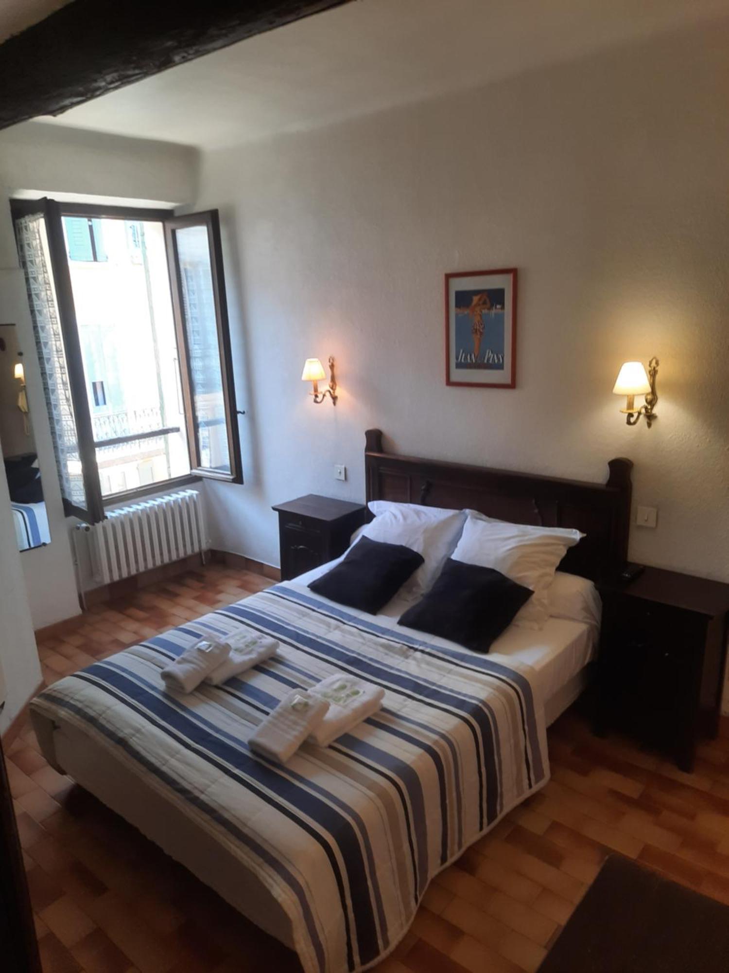 Hotel Central Дин Ле Бен Екстериор снимка